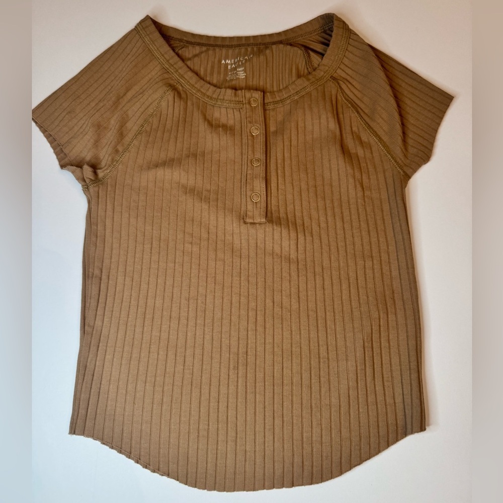 American Eagle Ribbed Baby Tee Henley Tan Fitted Top XS Y2K Minimalist
